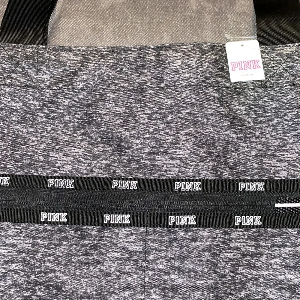 NWT.  Victoria’s Secret Pink Bling Foil Logo Tote Bag + Make-up case. - Picture 4 of 10